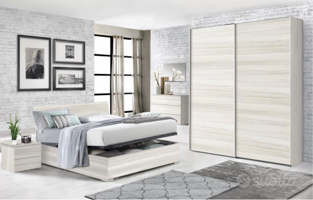 Mondo convenienza armadi Mobili usati