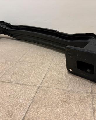Traversa paraurti Ford Kuga 2022