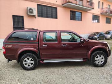 Isuzu D-Max 3.0 TD 4WD Aut. + Gancio