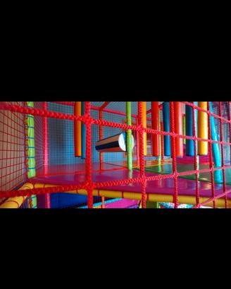 Playground L 5,70 x L 2,30 x H 2,70 