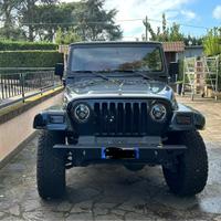 Jeep Wrangler TJ 4.0 con Hard Top e GPL