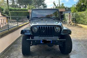 Jeep Wrangler TJ 4.0 con Hard Top e GPL