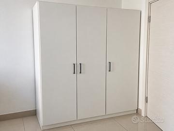Armadio Ikea Dombas-  alto 181 e largo 140cm