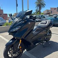 Yamaha T-Max 560 TechMax 2024 4.500 km