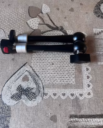 NEEWER Magic Arm Articolato da 18cm con Teste a Sf