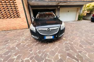 Opel insignia sport tourer 2011