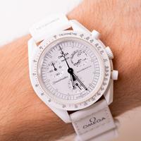 Swatch Moonswatch Mission to the Moonphase Snoopy