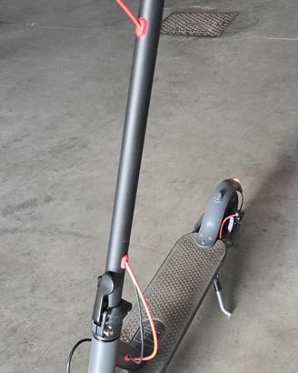 monopattino elettrico  Aovopro