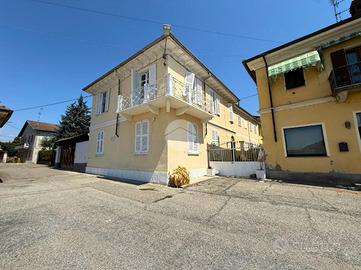 CASA SEMINDIPENDENTE A STROPPIANA