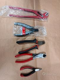 Cesoie e pinza regolabile