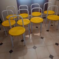 Sedie in metallo e legno