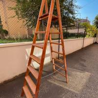 SCALA IN LEGNO