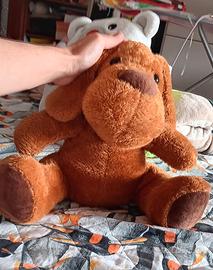 peluche cane marrone