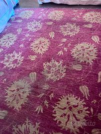 Grande tappeto rosso bordeaux