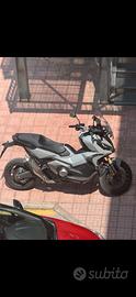 Honda x adv