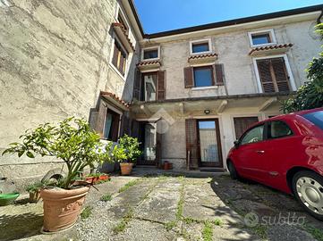 4 LOCALI A TRIESTE