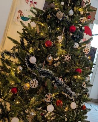 Albero di Natale Artificiale 210 cm, Base in legno