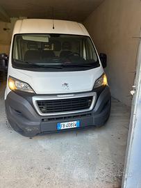Peugeot boxer