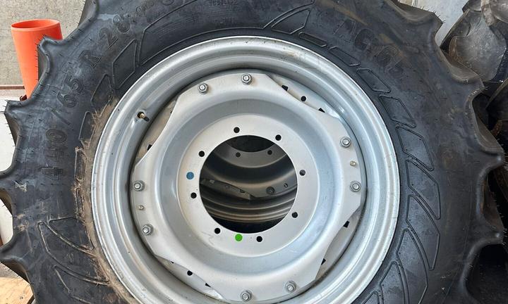 Ruote complete Mitas 440/65 R28 NUOVE