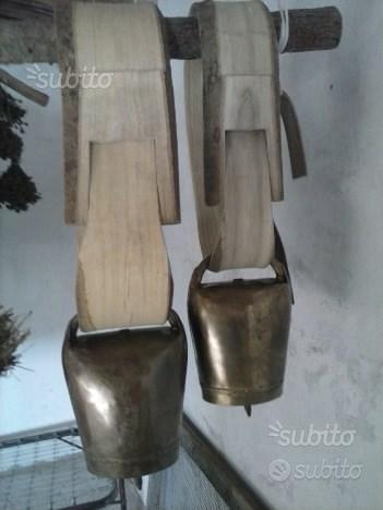 Collari/cerchi porta campane/campanacci in legno - Animali In vendita a  Salerno