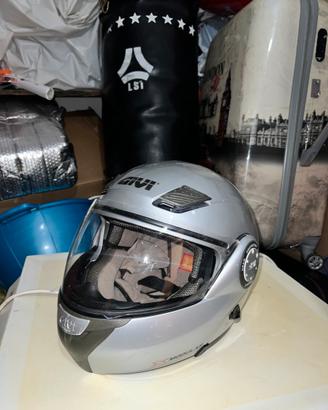 CASCO MOTO GIVI tenuto bene