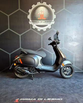 Vespa Sprint S 125