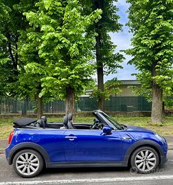 Mini Cabrio Cooper D