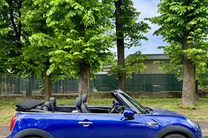 Mini Cabrio Cooper D