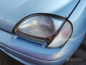 Proiettore sinistro FIAT SEICENTO del 2009