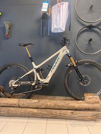 Pivot Shuttle AM motore CX Race XTR Taglia L