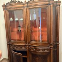 Credenza e tavolo tondo in marmo