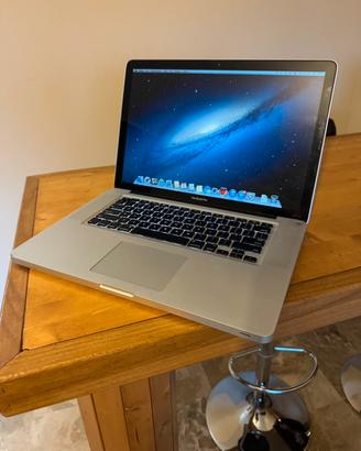 Macbook pro 16 pollici i7