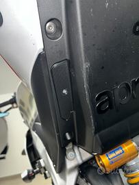 Tappo pedane aprilia