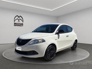 Lancia Ypsilon 1.0 hybrid Silver s&s 70cv