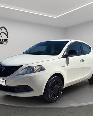 Lancia Ypsilon 1.0 hybrid Silver s&s 70cv