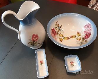 Set toilette in ceramica dipinta a mano