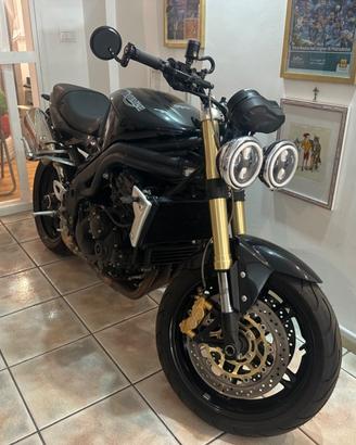 Triumph Speed Triple 1050 FINANZIAMENTI
