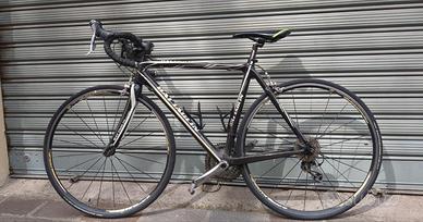 Bici corsa carbonio Battaglin Tiagra tripla