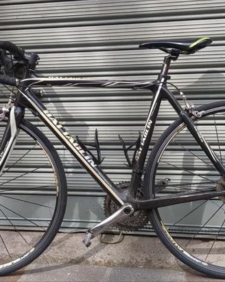 Bici corsa carbonio Battaglin Tiagra tripla