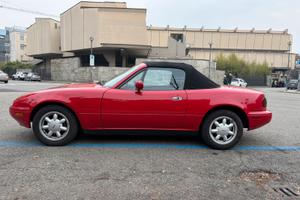 Mazda MX5 na