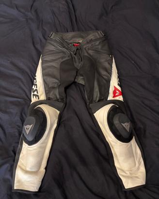 Pantaloni moto pelle Dainese Delta Pro C2 bianchi