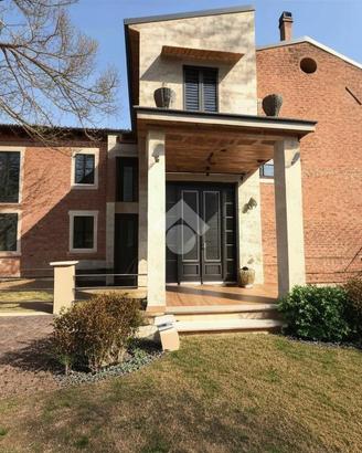 CASA INDIPENDENTE A CASTELSPINA