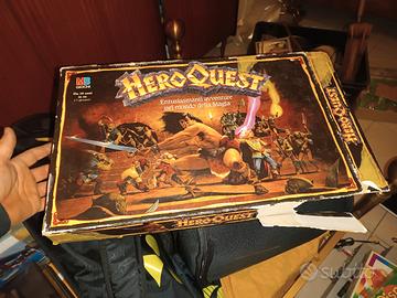 hero Quest  scatola e altro gioco vintage 