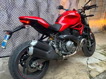Ducati Monster 821