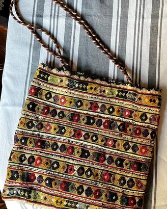 Borsa Vintage Artigianale Ricam. - Stile Boho-Chic