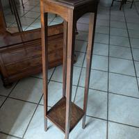 Colonnina porta vaso