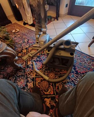 ASPIRAPOLVERE KIRBY CON ACCESSORI