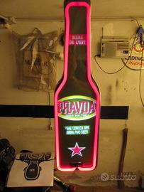 Pravda  lampada pubblicitaria birra al neon