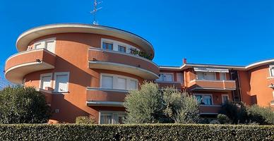 Quadrilocale ampia vista lago