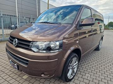VOLKSWAGEN - Caravelle T5 4MOTION 8 POSTI